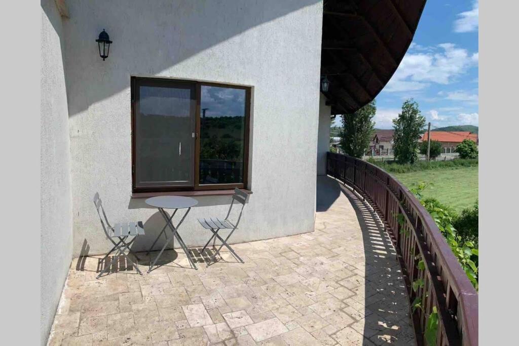 Casa Andreea. Cheerful 4-Bedroom Villa Bod Zewnętrze zdjęcie